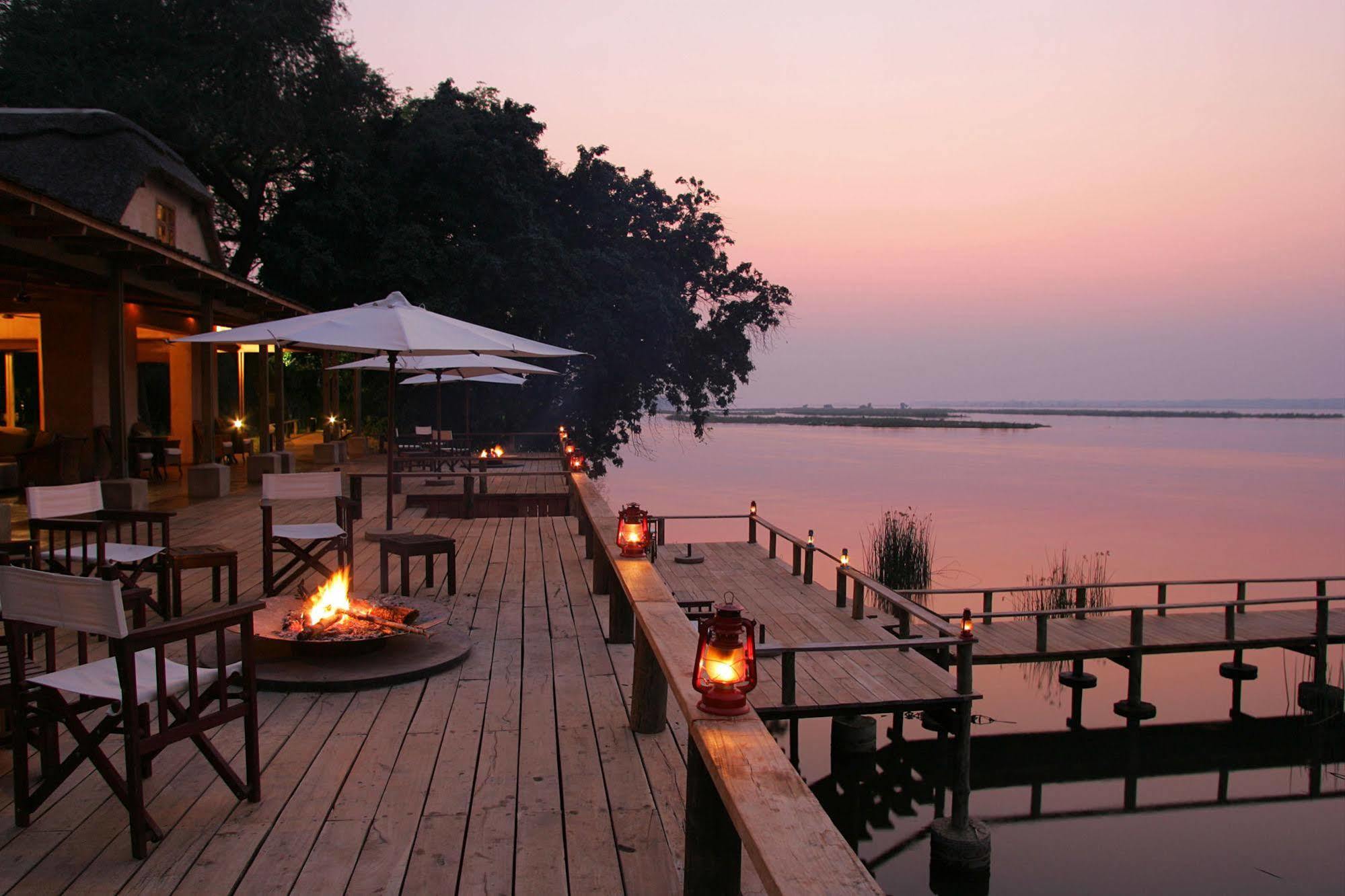Royal Zambezi Lodge Mafuta Exterior foto